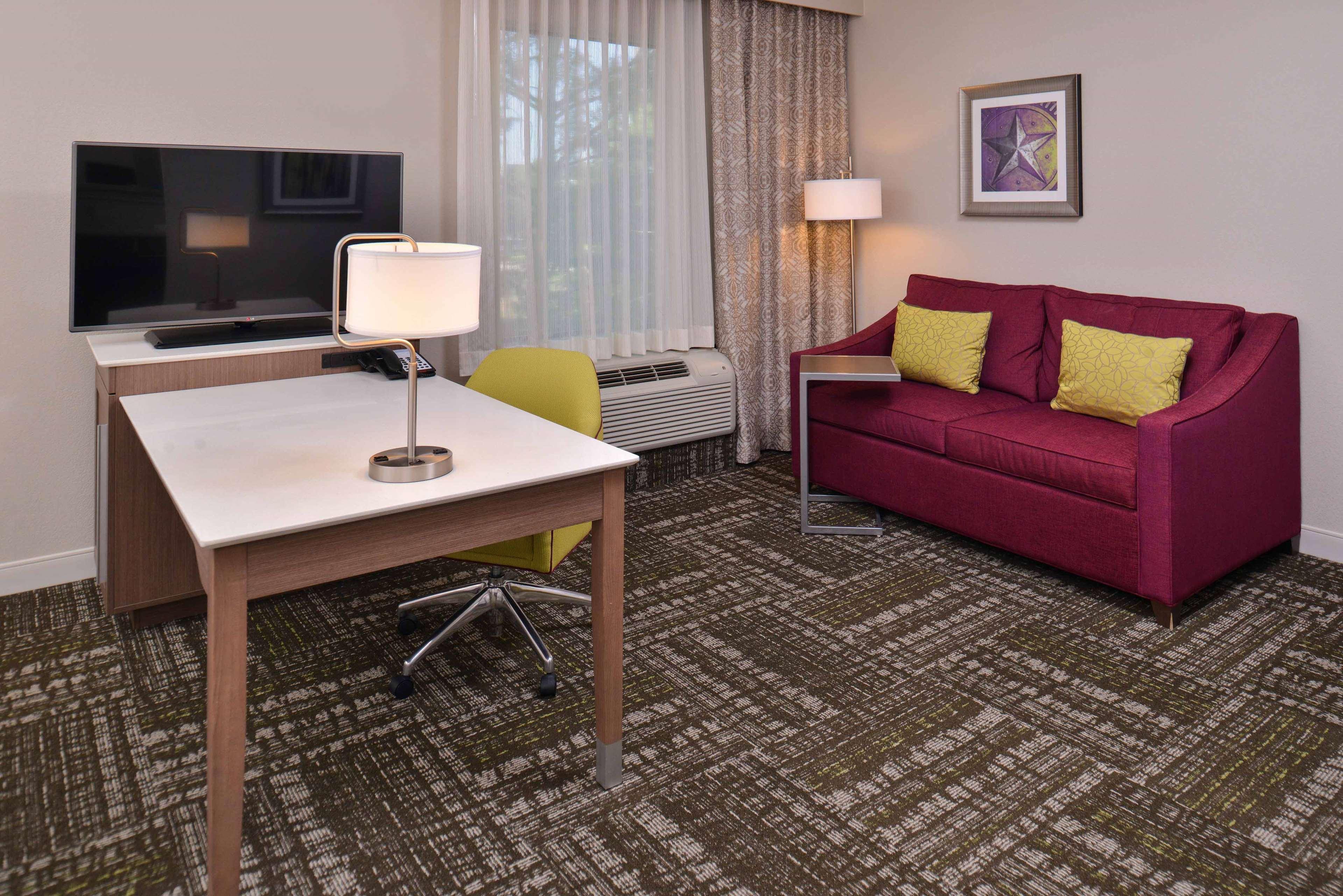 Hampton Inn&Suites Dallas Market Center Buitenkant foto