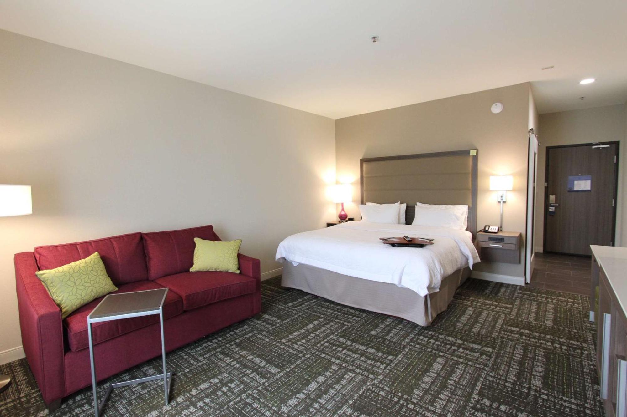 Hampton Inn&Suites Dallas Market Center Buitenkant foto